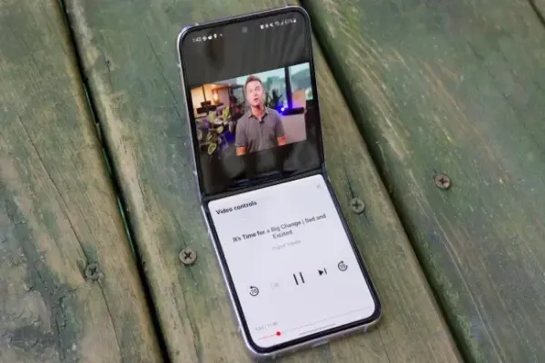 Ứng dụng YouTube dành cho thiết bị di động đang được thiết kế lại một chút. Dưới đây là những thay đổi